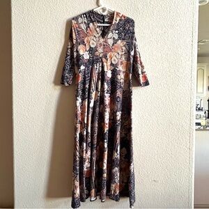 Soft Surroundings Adamaris V-Neck DarkFloral Print Half Sleeve Midi Dress Sz M